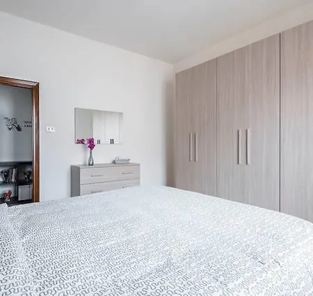 Apartment Rullhouse